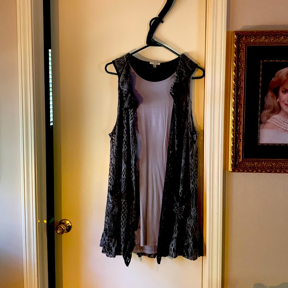 Tank dress with croshed coverlet full coller  also croshet round neck dressy